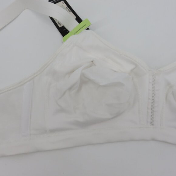 Bali 40B Bra Wireless Classic Support Cool Comfort Fabric Solid White NEW - Picture 8 of 12